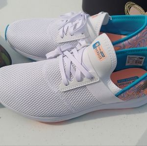 Size 11 Women's New Balance